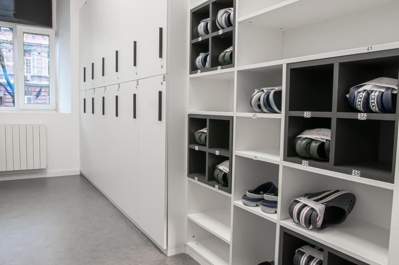 Av-2 Capsule Hotel Kiev Exterior foto